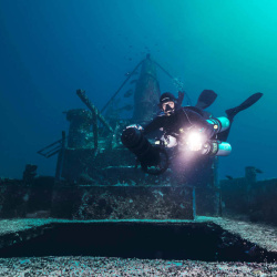 8. Dive technical in the Gilis