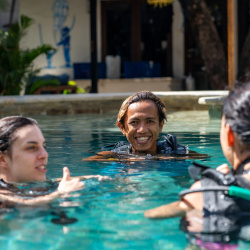 2- pool