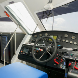 5- Blue Water Express IX dashboard