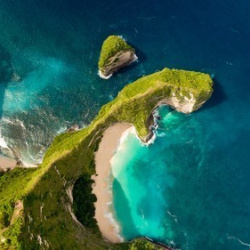 8. Kelingking Beach Nusa Penida view
