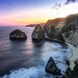 92. Kelingking Beach