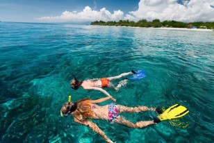 Gili snorkelling
