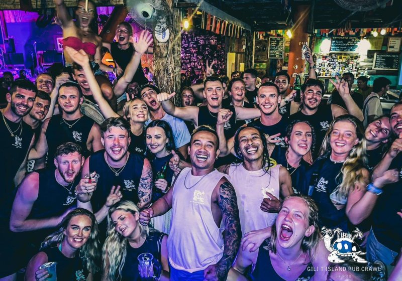 Gili T Pub Crawl