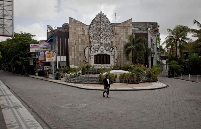 empty streets bali