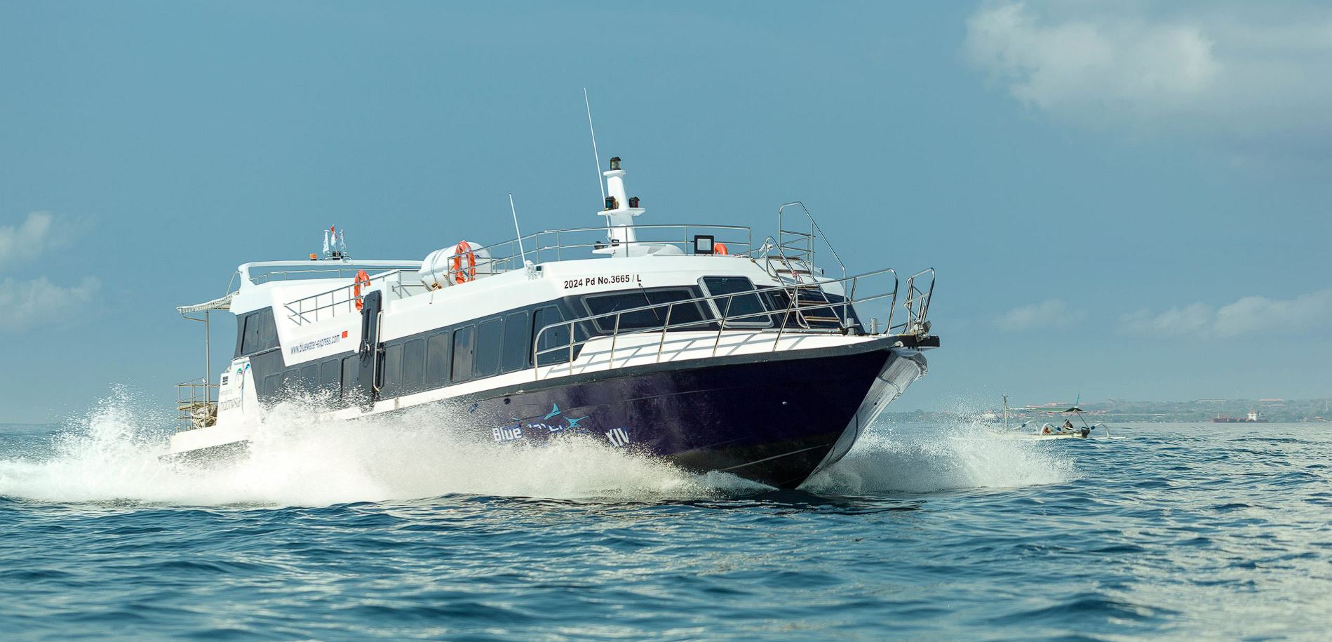 Blue Water Fast boat
