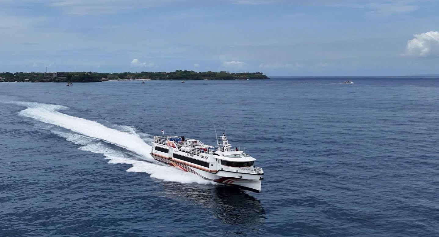 ferry to nusa lembongan