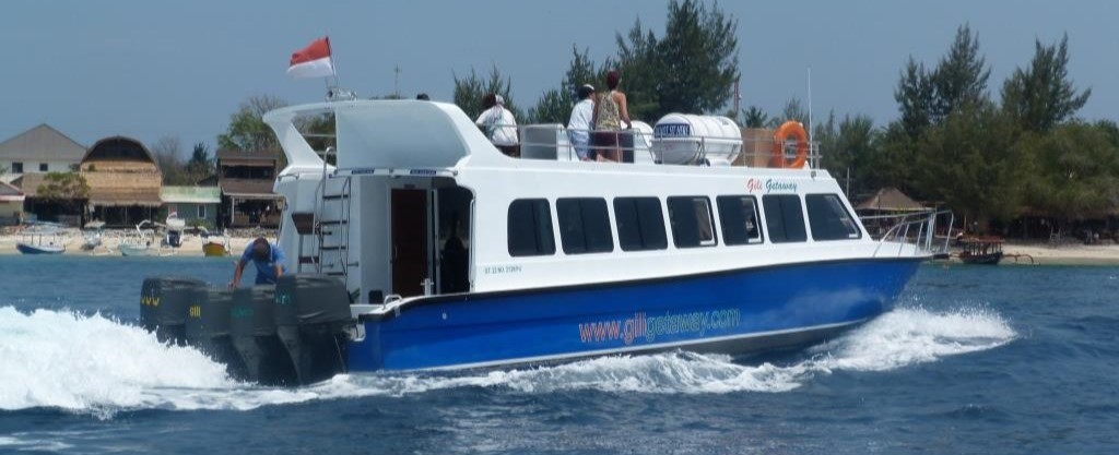 Gili Getaway fast boat transporting passengers from Bali to Gili Islands