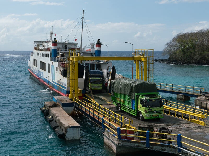 bali to lombok ferry