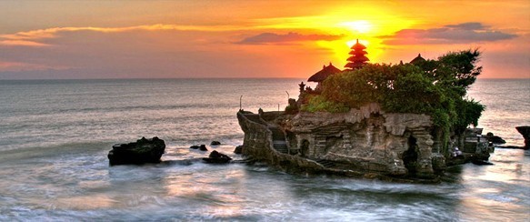 tanah lot bali