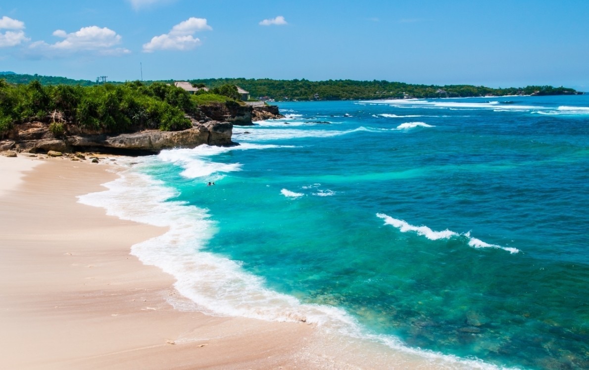 beach activities lembongan