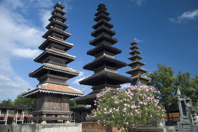 lombok temple pura lingsar